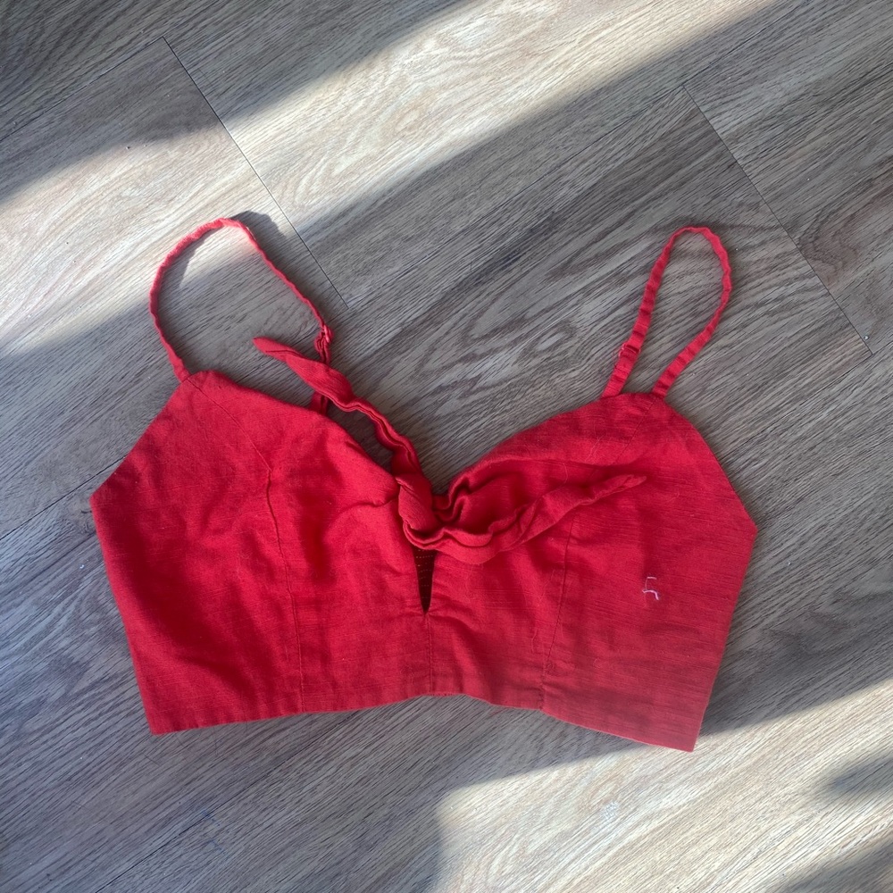 URBAN OUTFITTERS RED TIE CROP TOP